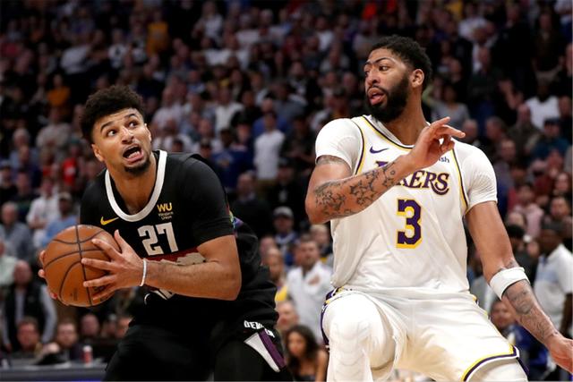 安博体育网站- 莱万特死磕比利亚雷 